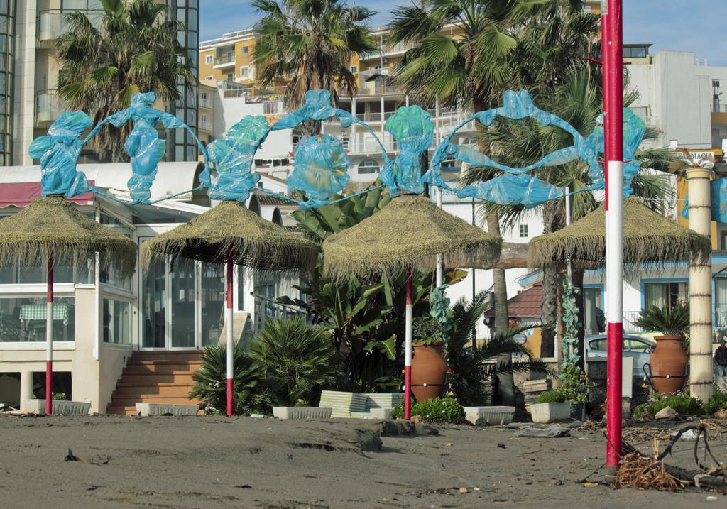 Joy Beach B&B Торремолинос Экстерьер фото