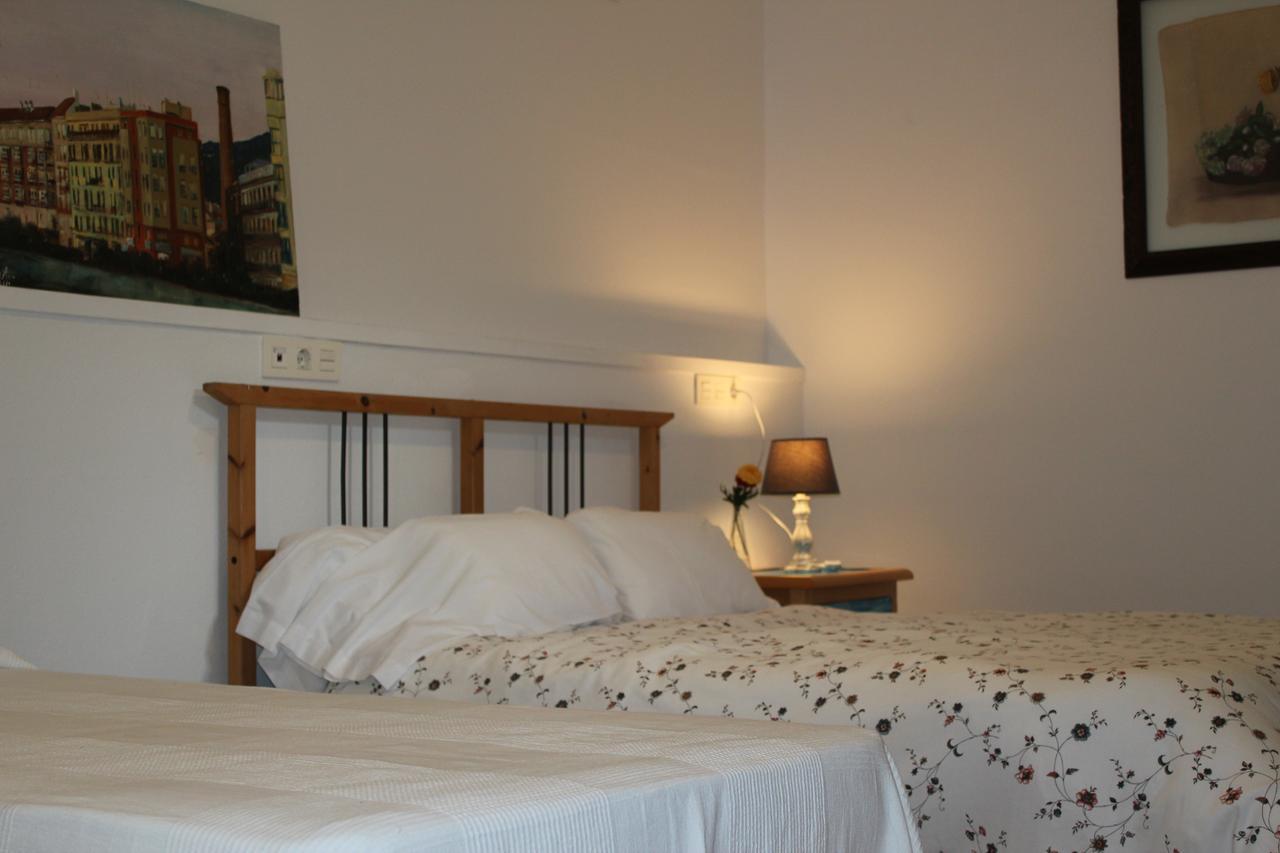 Joy Beach B&B Торремолинос Экстерьер фото